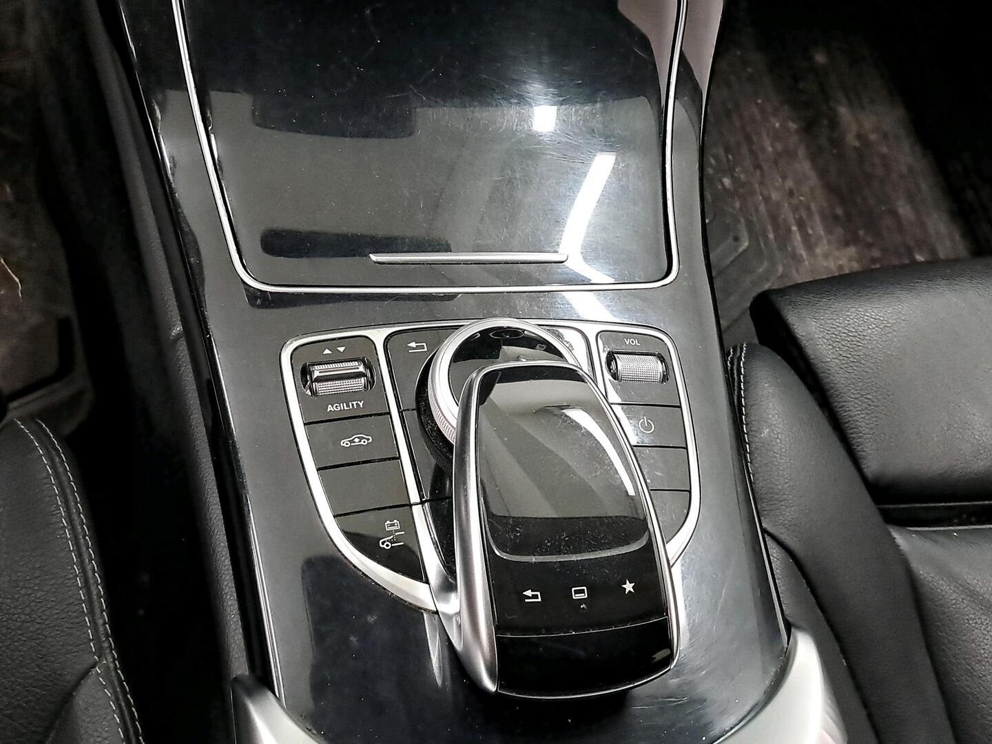 MERCEDES-BENZ C 2015