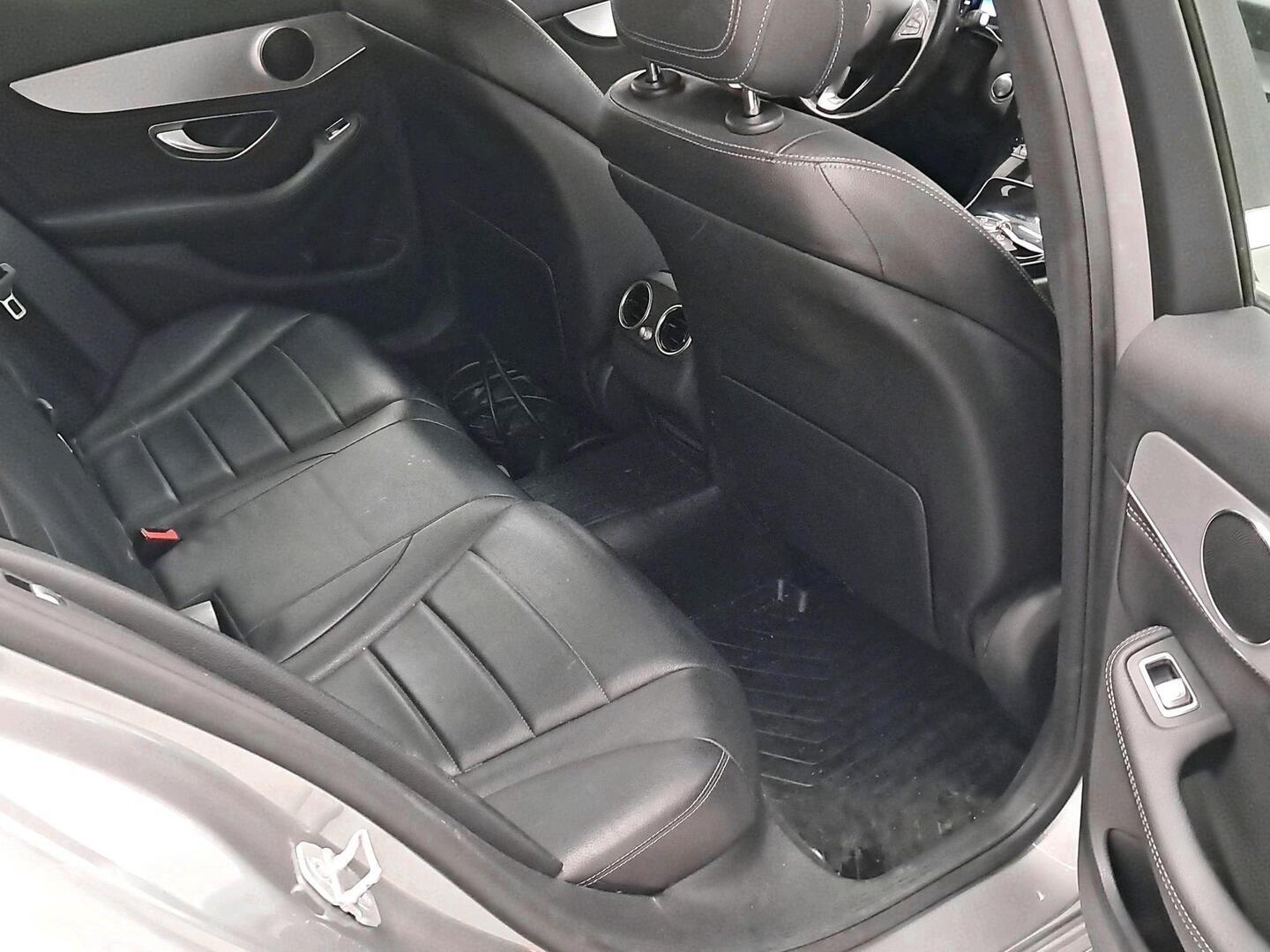 MERCEDES-BENZ C 2015