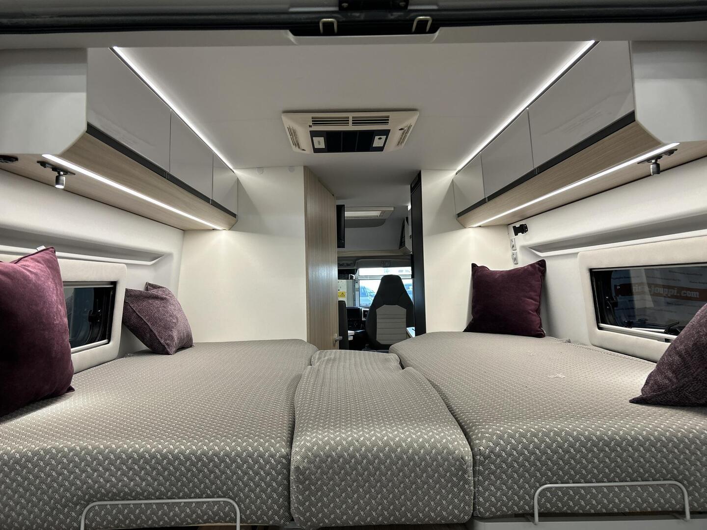 ADRIA TWIN 640 SL AXESS 2024