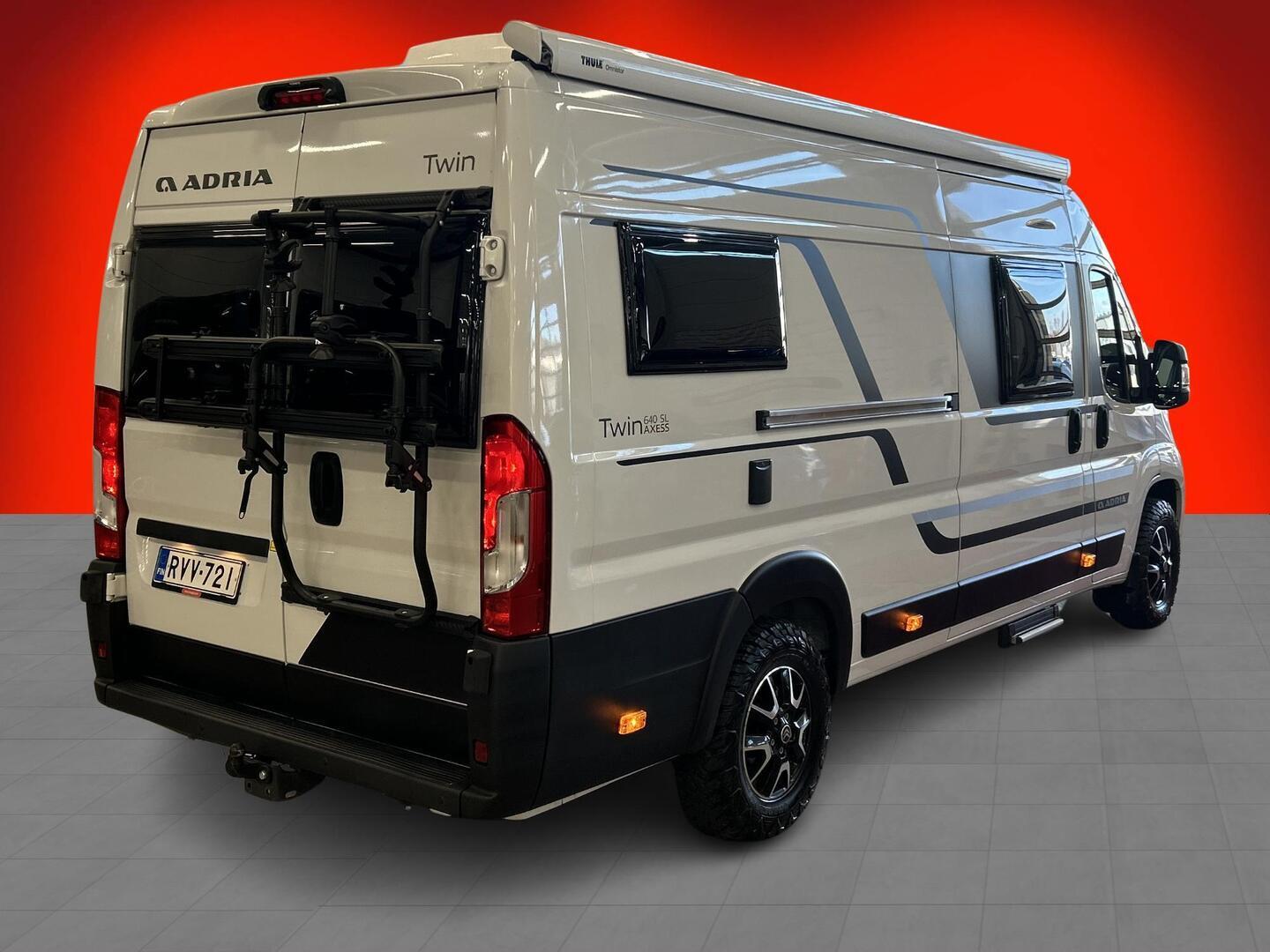 ADRIA TWIN 640 SL AXESS 2024