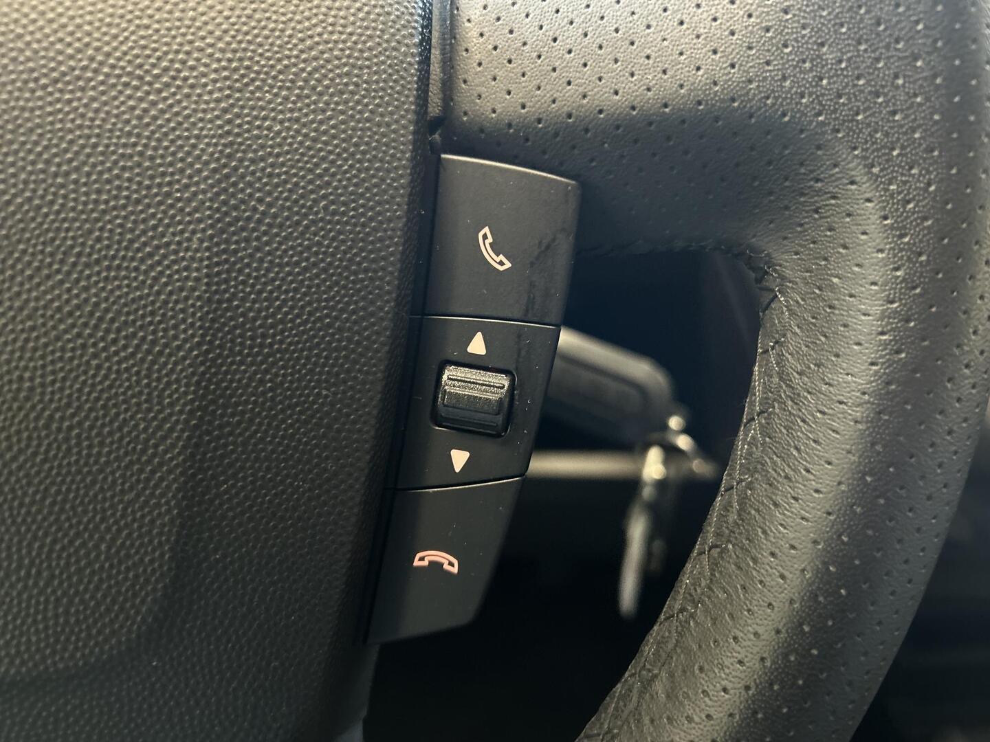 ADRIA TWIN 640 SL AXESS 2024