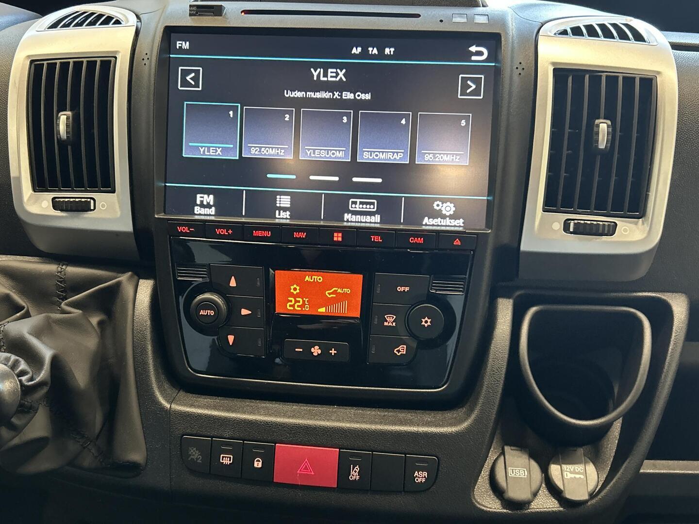 ADRIA TWIN 640 SL AXESS 2024