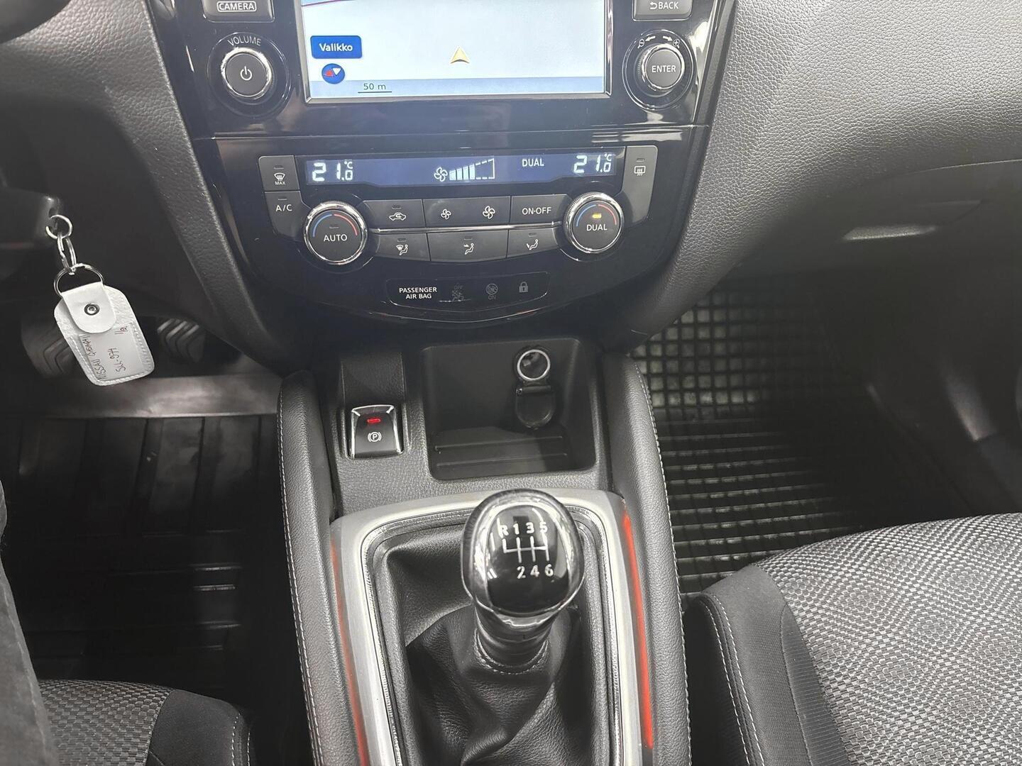 NISSAN Qashqai 2014