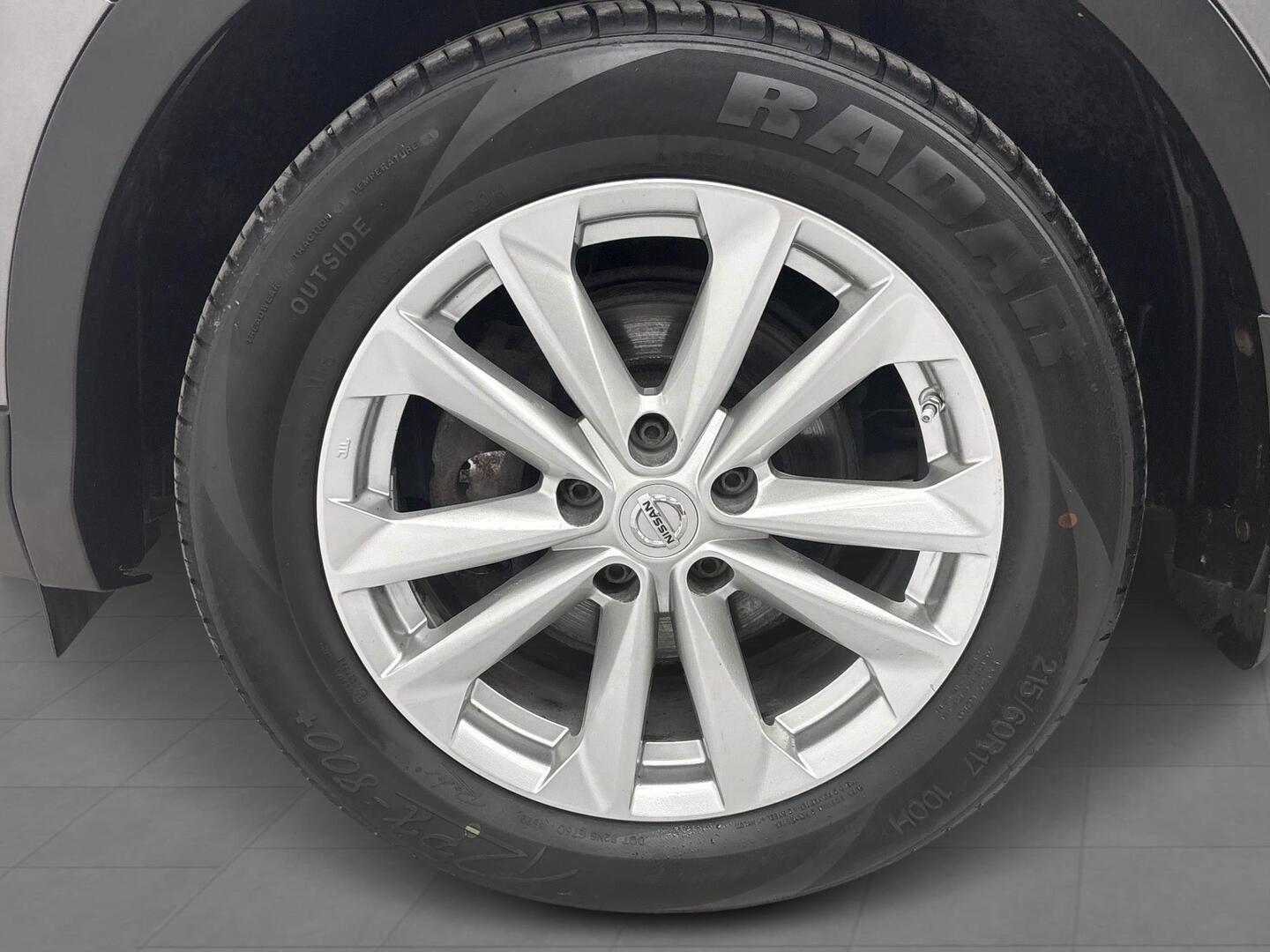NISSAN Qashqai 2014