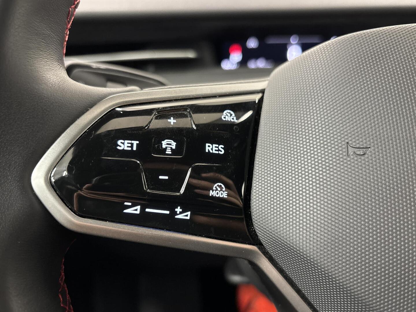 VOLKSWAGEN ID.7 2025
