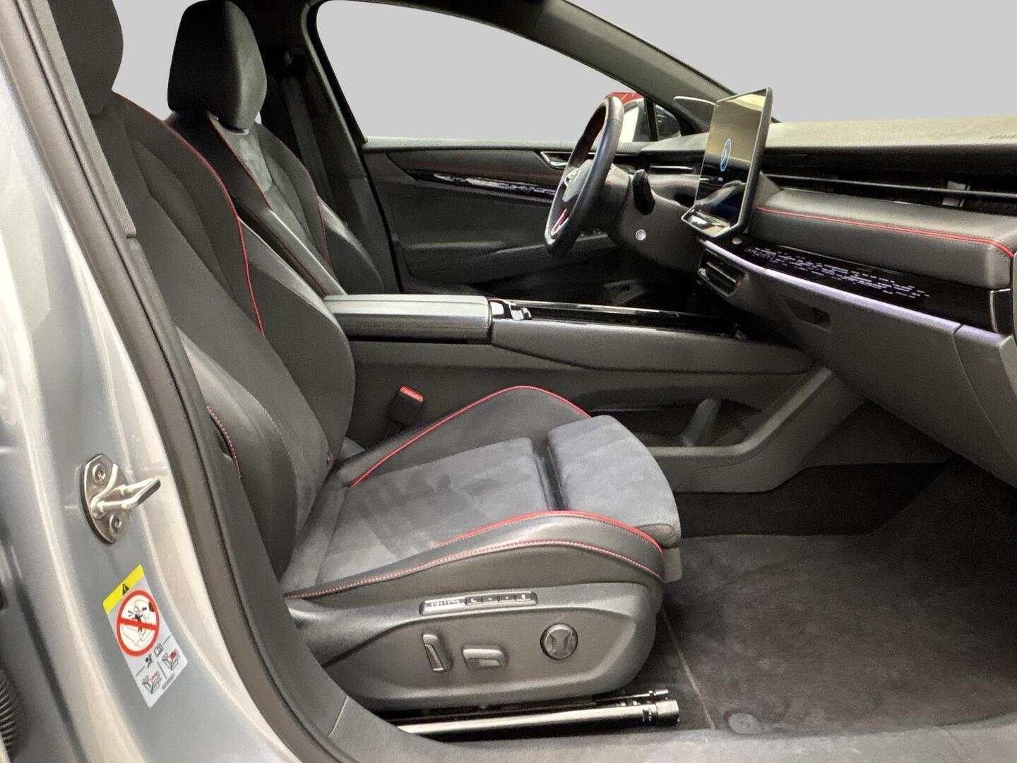 VOLKSWAGEN ID.7 2025
