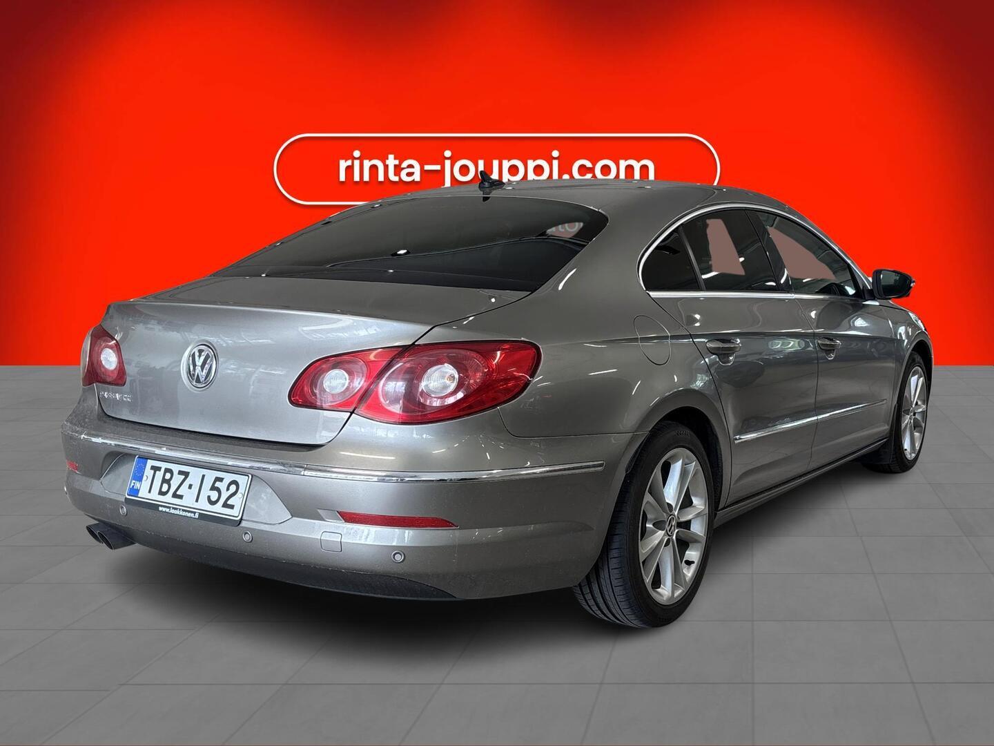 VOLKSWAGEN Passat CC 2010