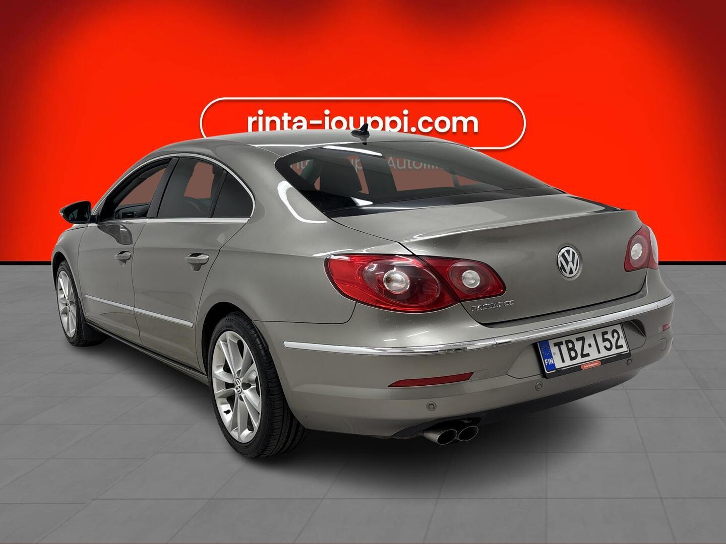 VOLKSWAGEN Passat CC 2010