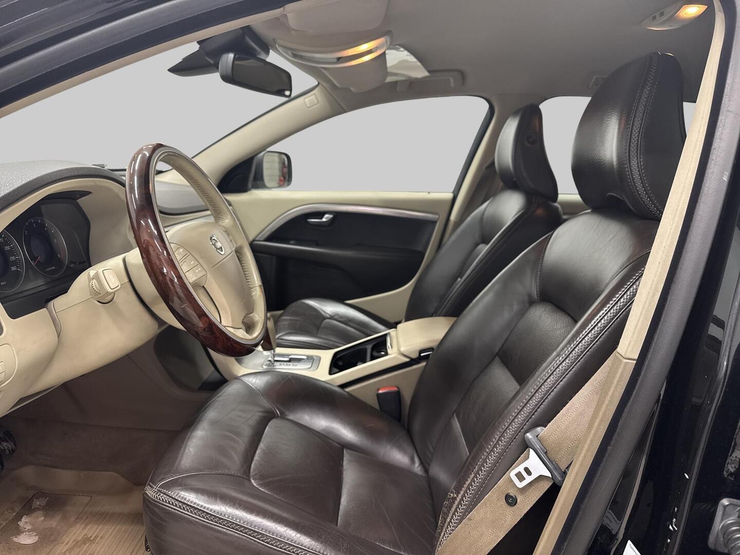 VOLVO XC70 2008
