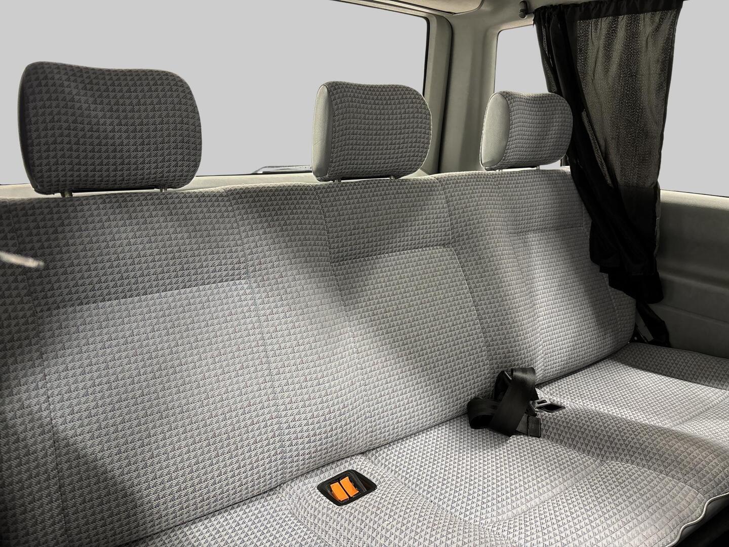 VOLKSWAGEN Caravelle 1993