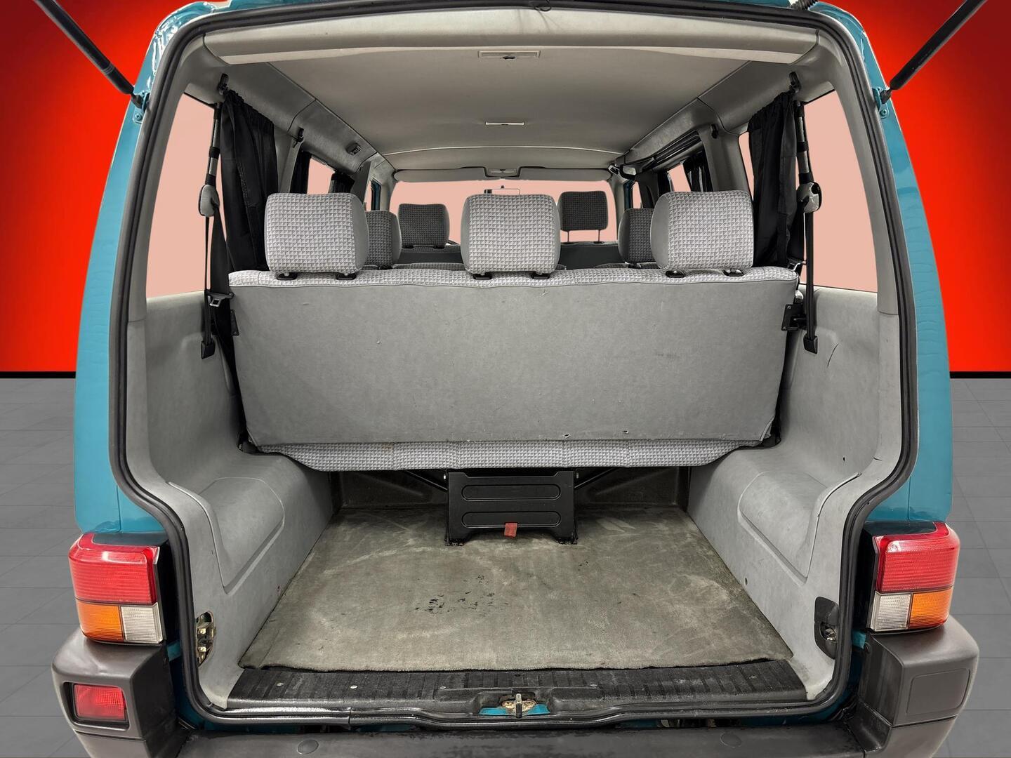 VOLKSWAGEN Caravelle 1993