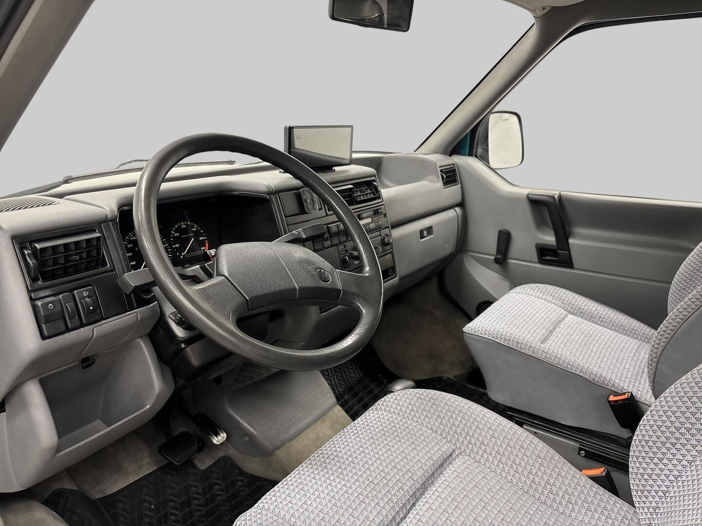 VOLKSWAGEN Caravelle 1993