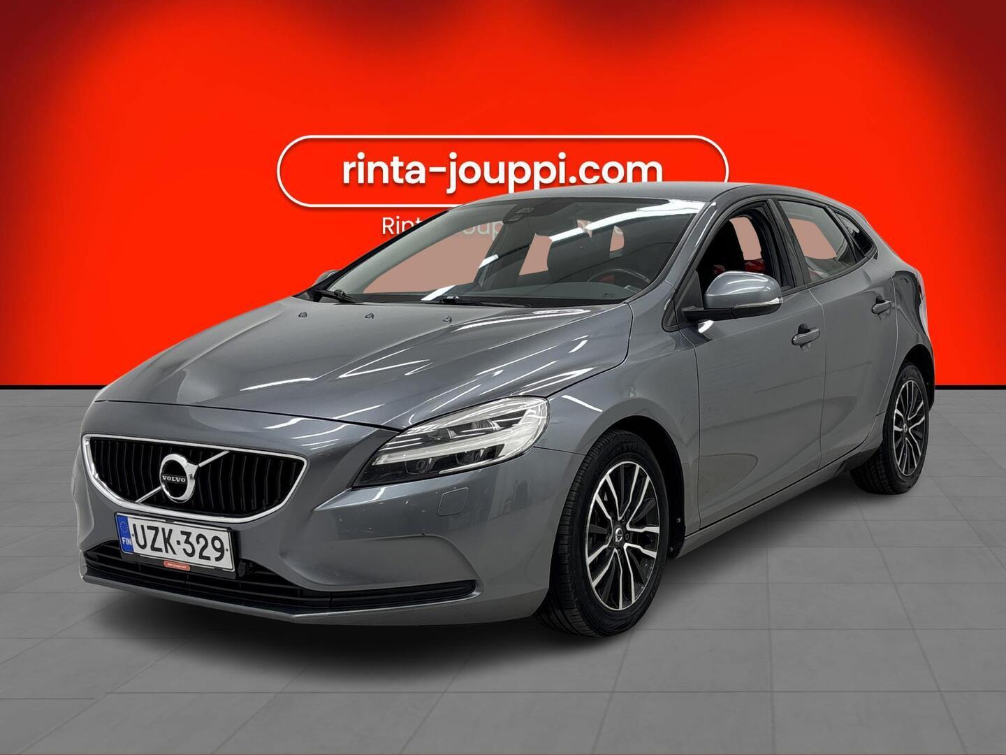 VOLVO V40 2016