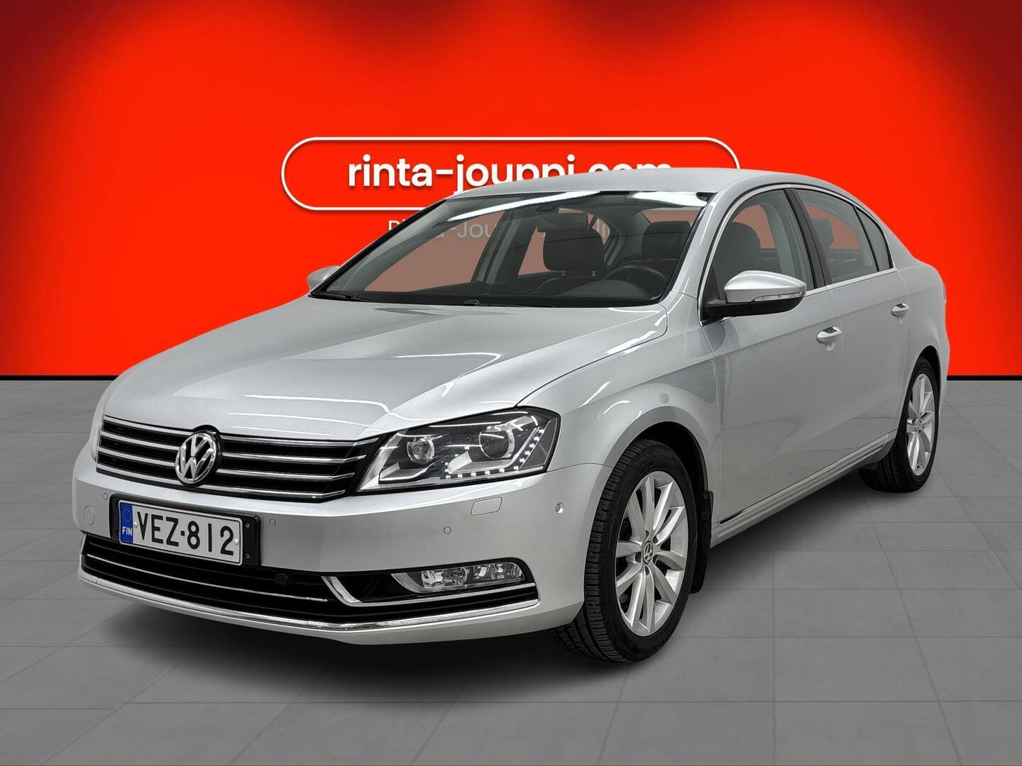 VOLKSWAGEN Passat 2011