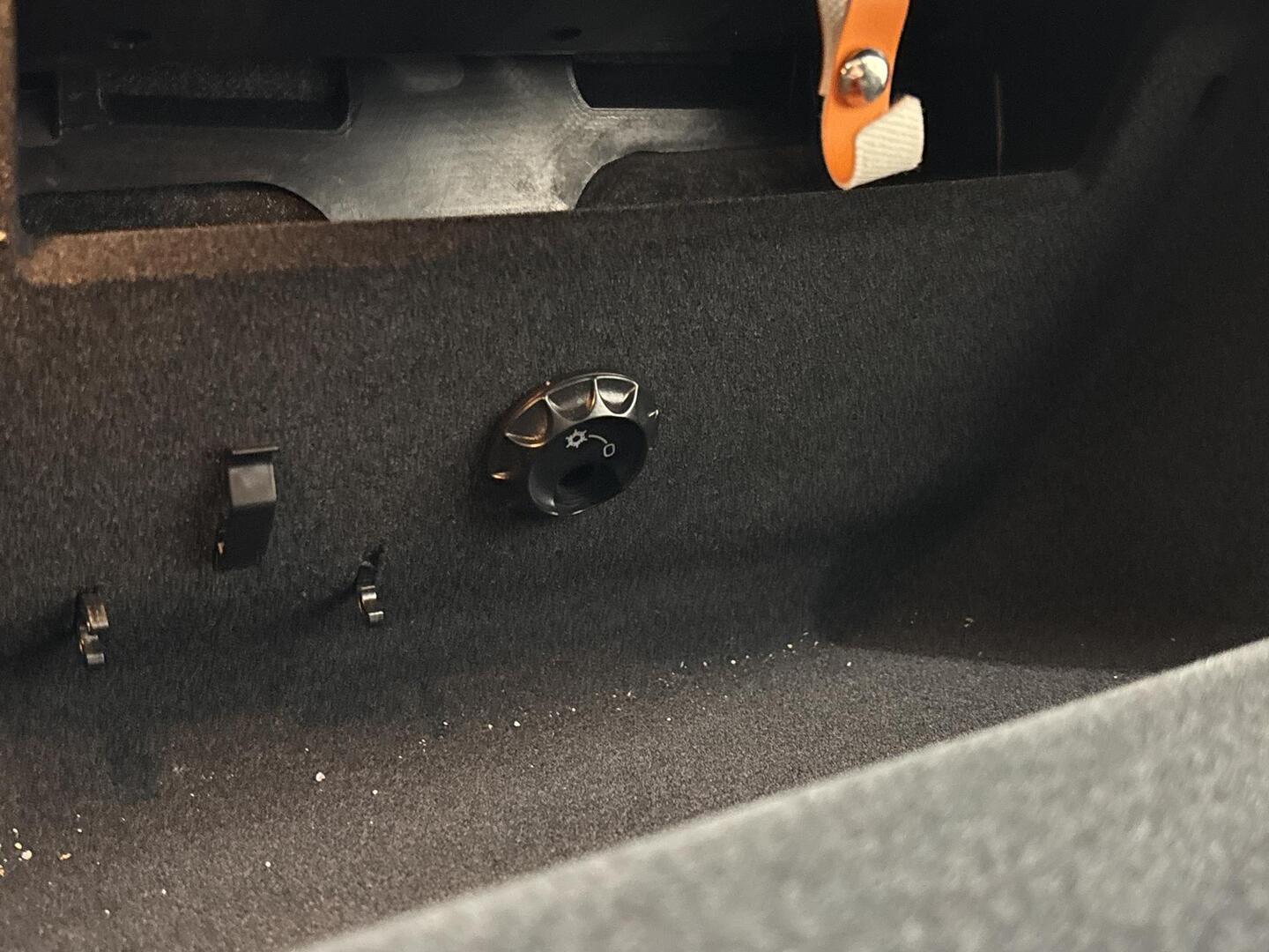 VOLKSWAGEN Passat 2011