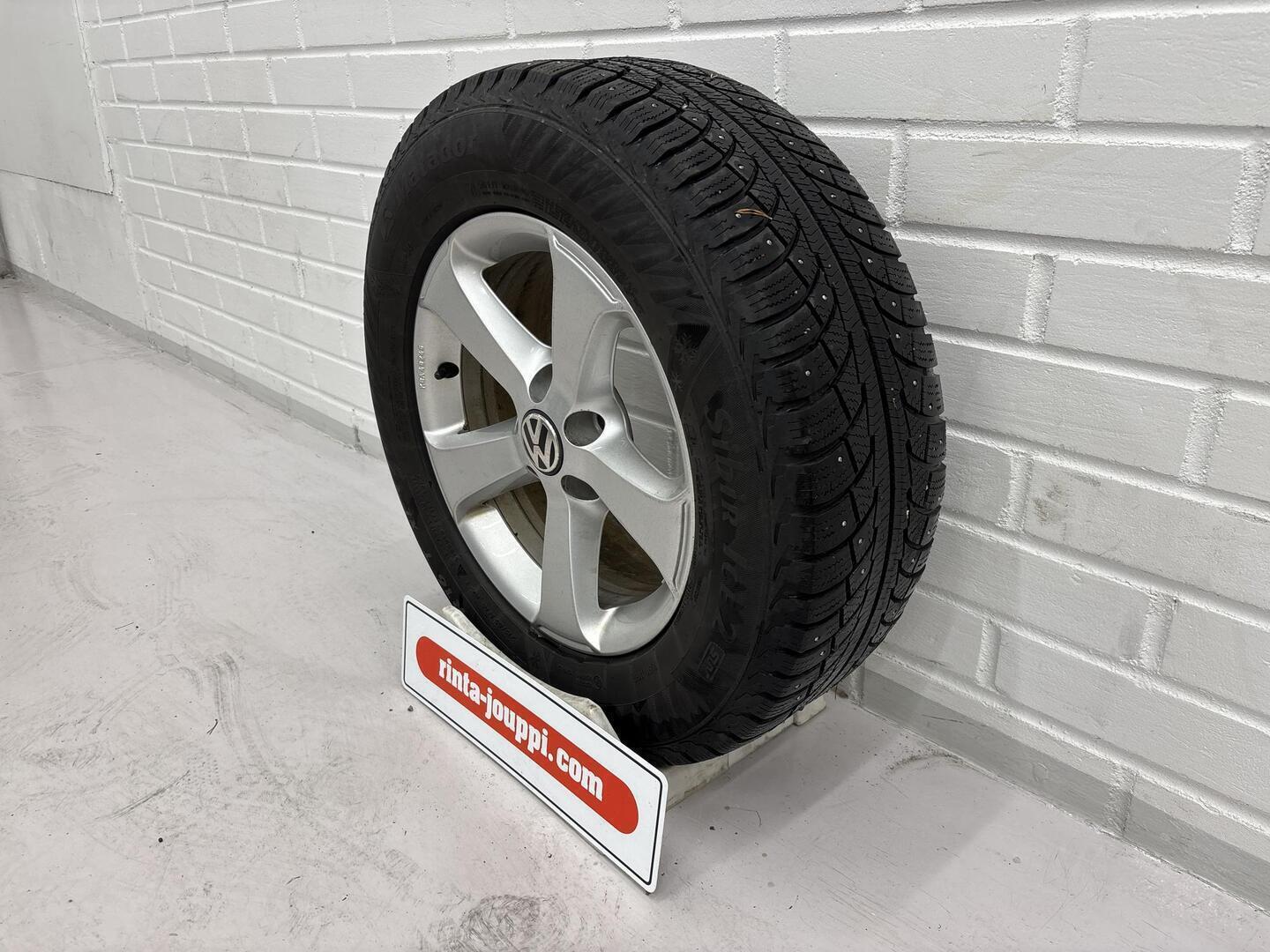 VOLKSWAGEN Tiguan 2012