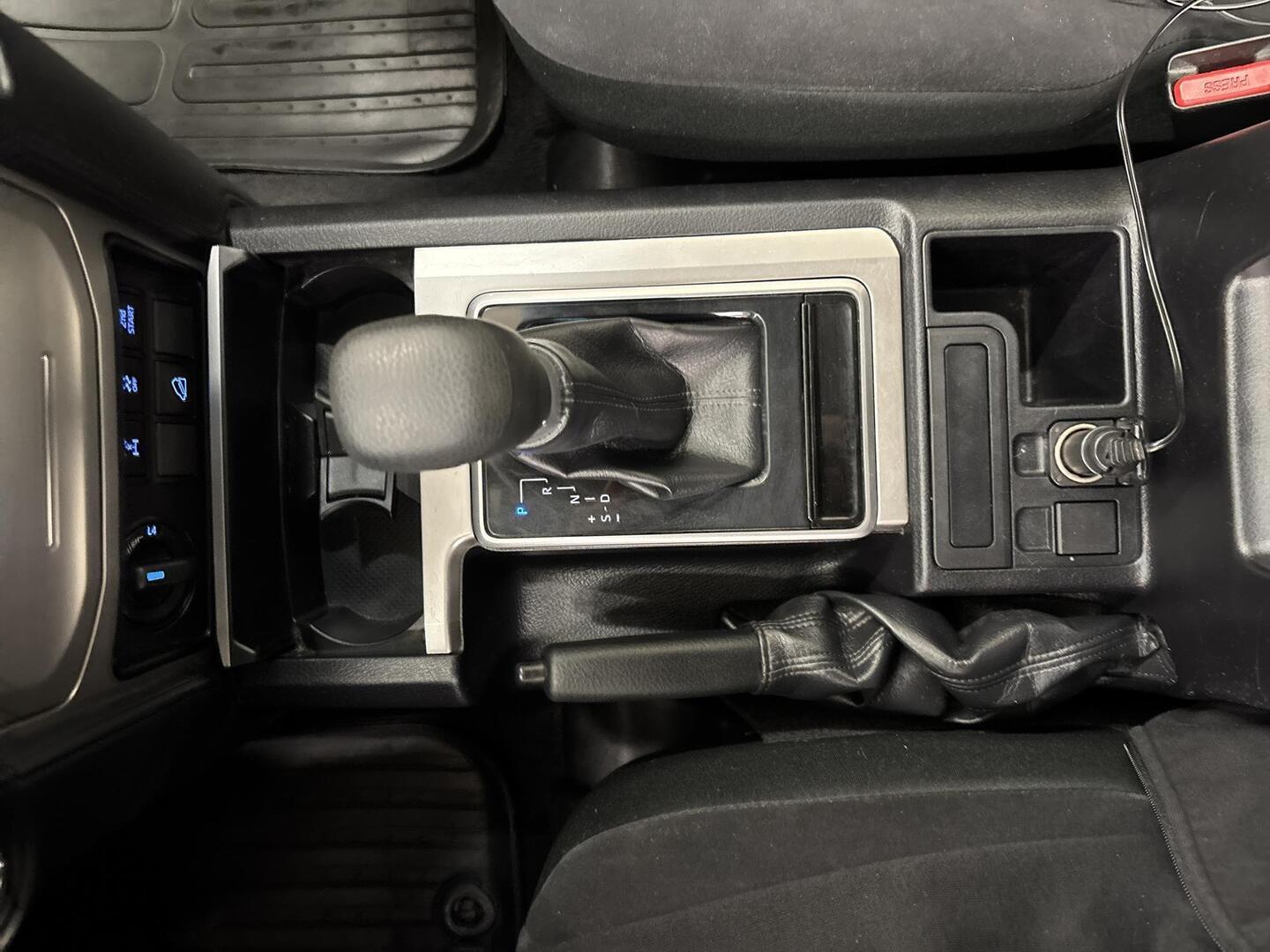 TOYOTA Land Cruiser 2020