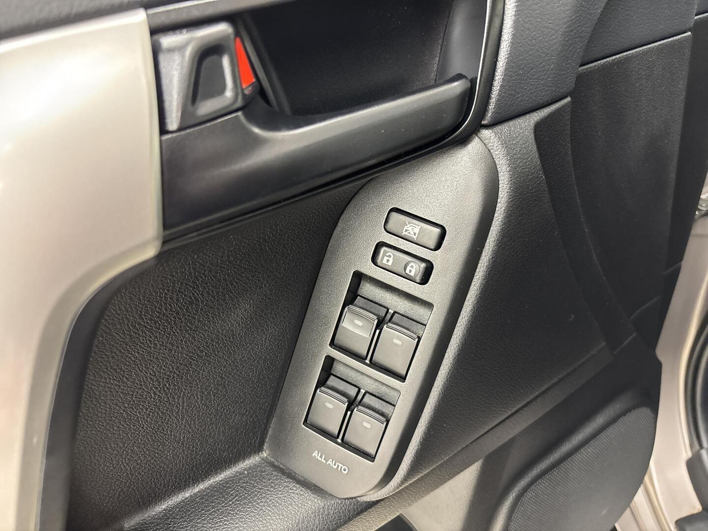 TOYOTA Land Cruiser 2020