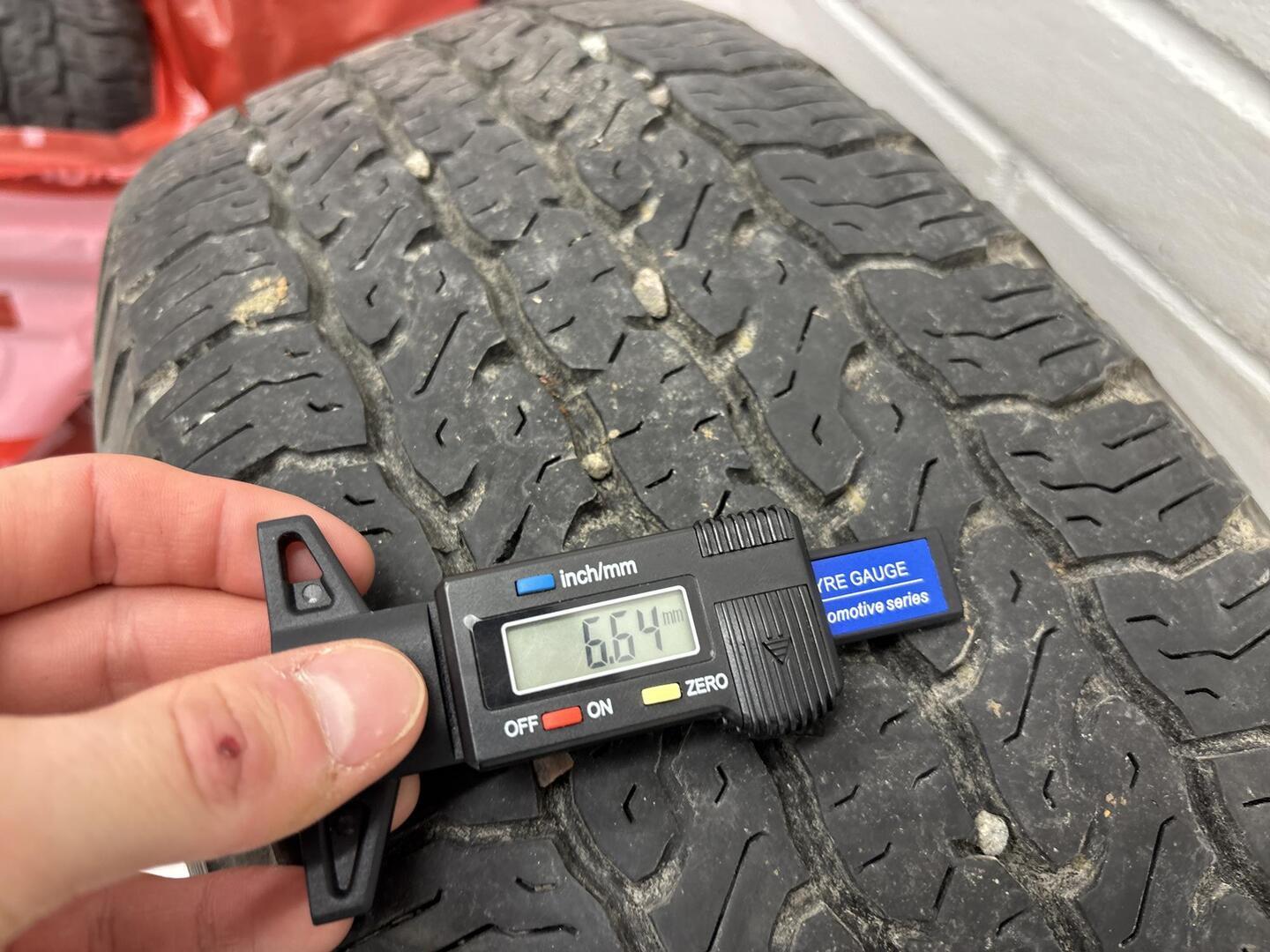 TOYOTA Land Cruiser 2020