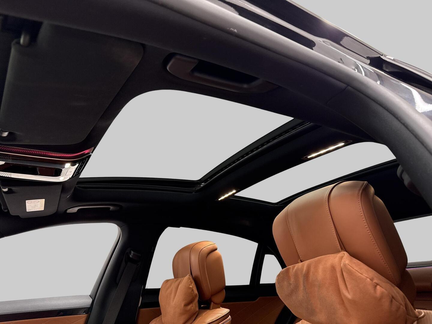 MERCEDES-BENZ S 2022