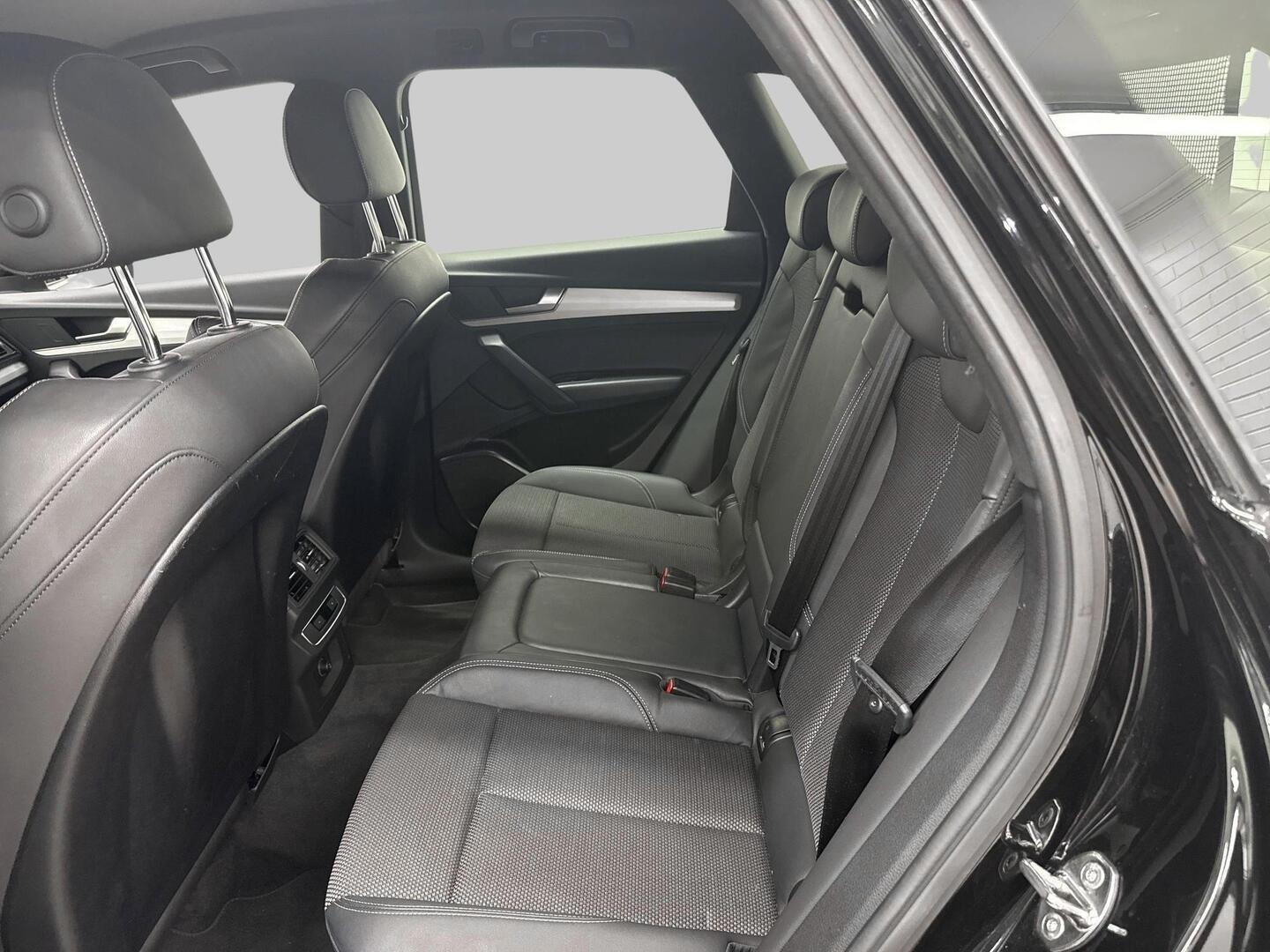AUDI Q5 2022