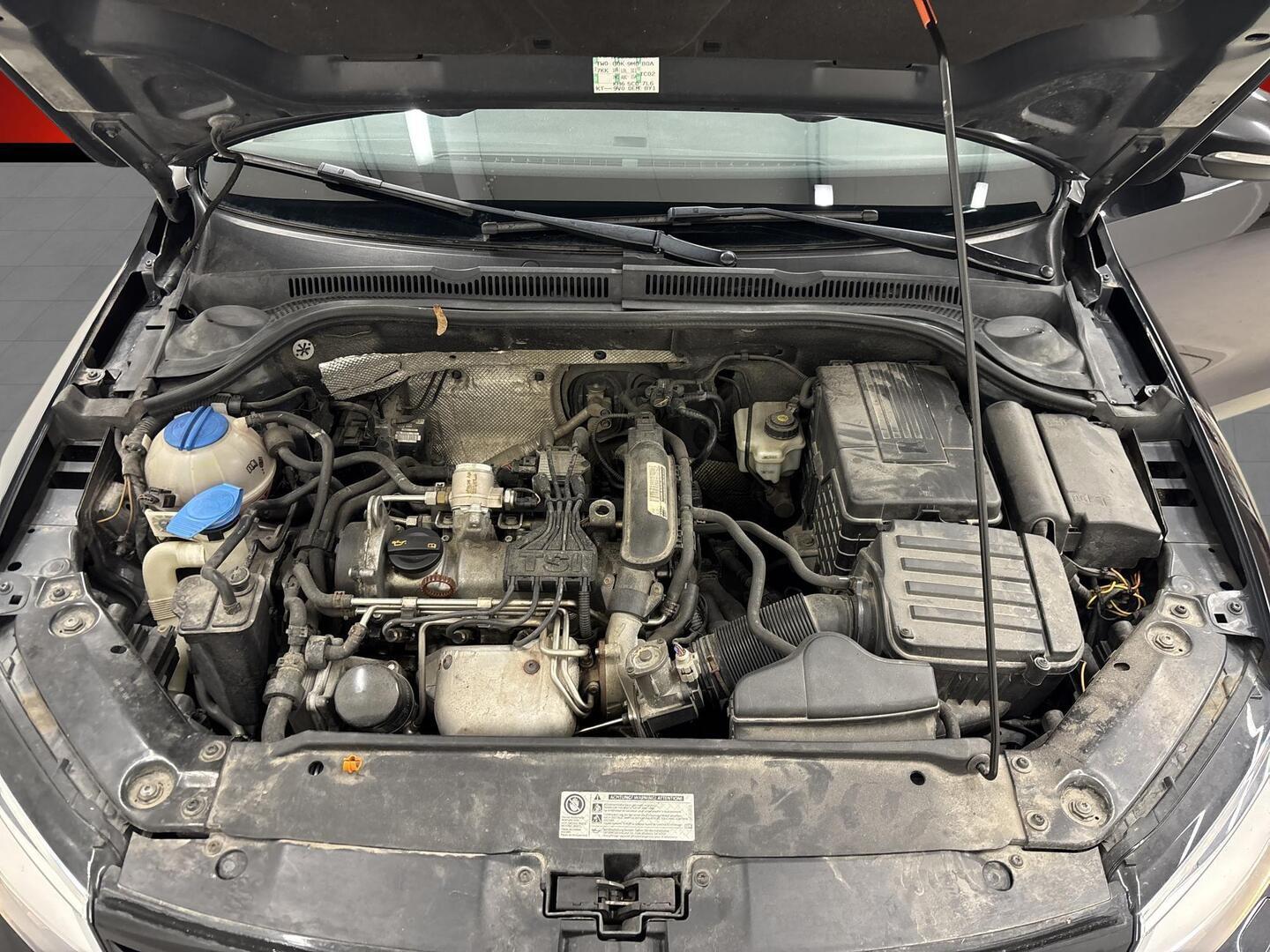 VOLKSWAGEN Jetta 2011