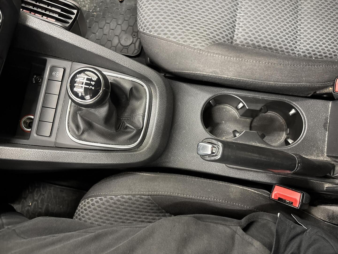 VOLKSWAGEN Jetta 2011