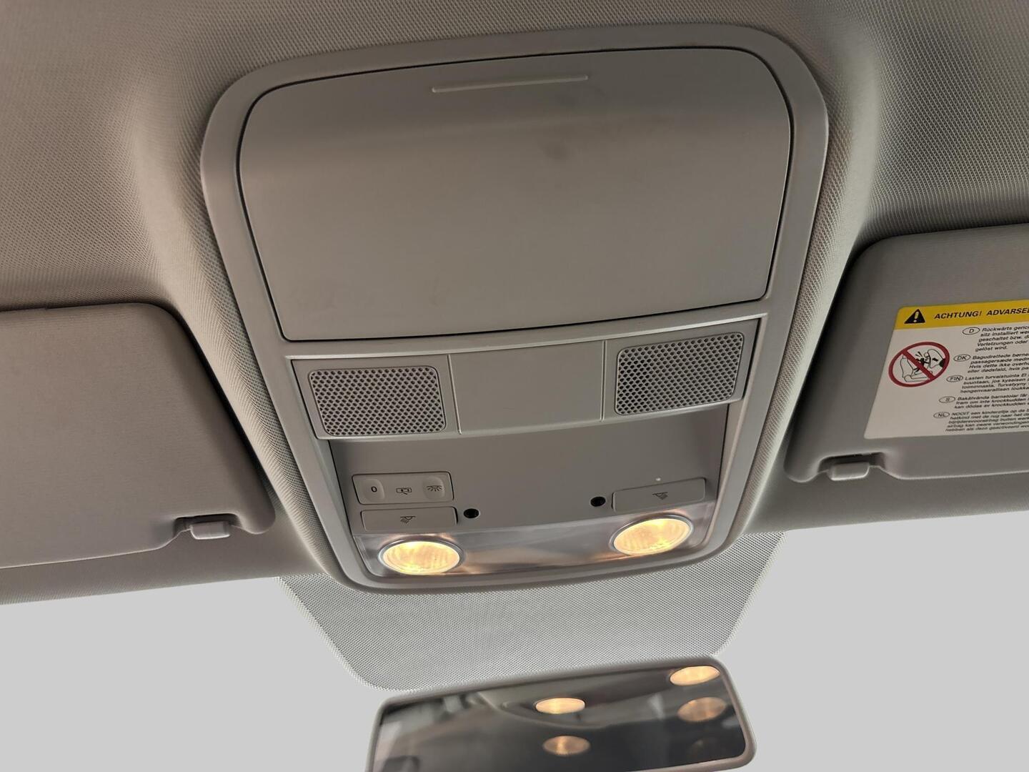 VOLKSWAGEN Jetta 2011