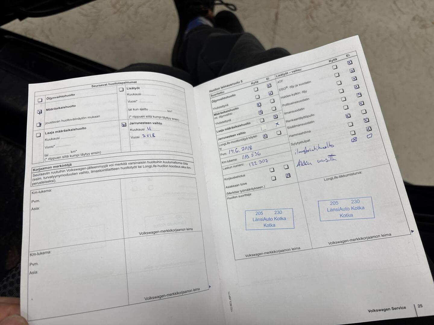 VOLKSWAGEN Jetta 2011