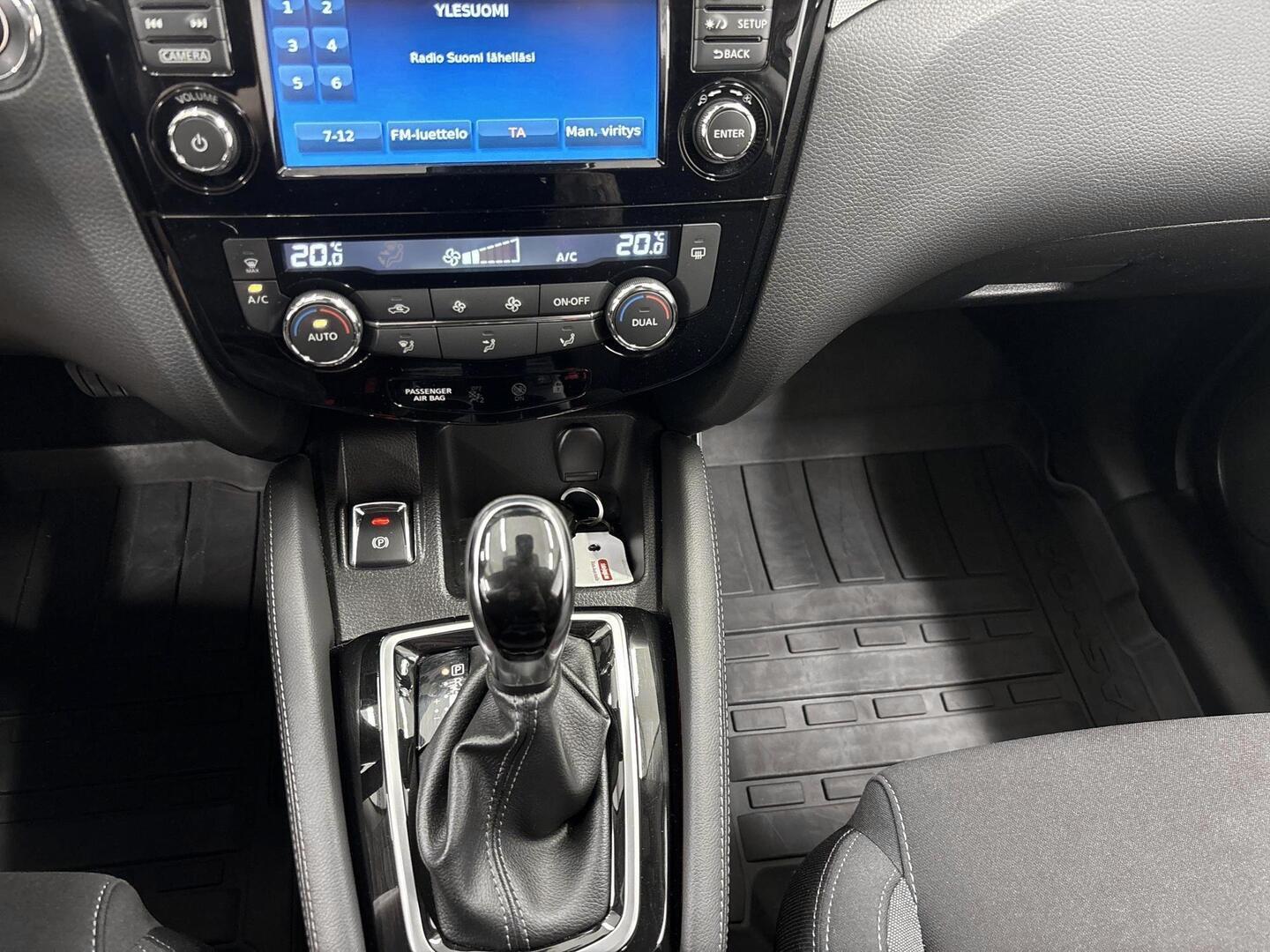 NISSAN Qashqai 2018