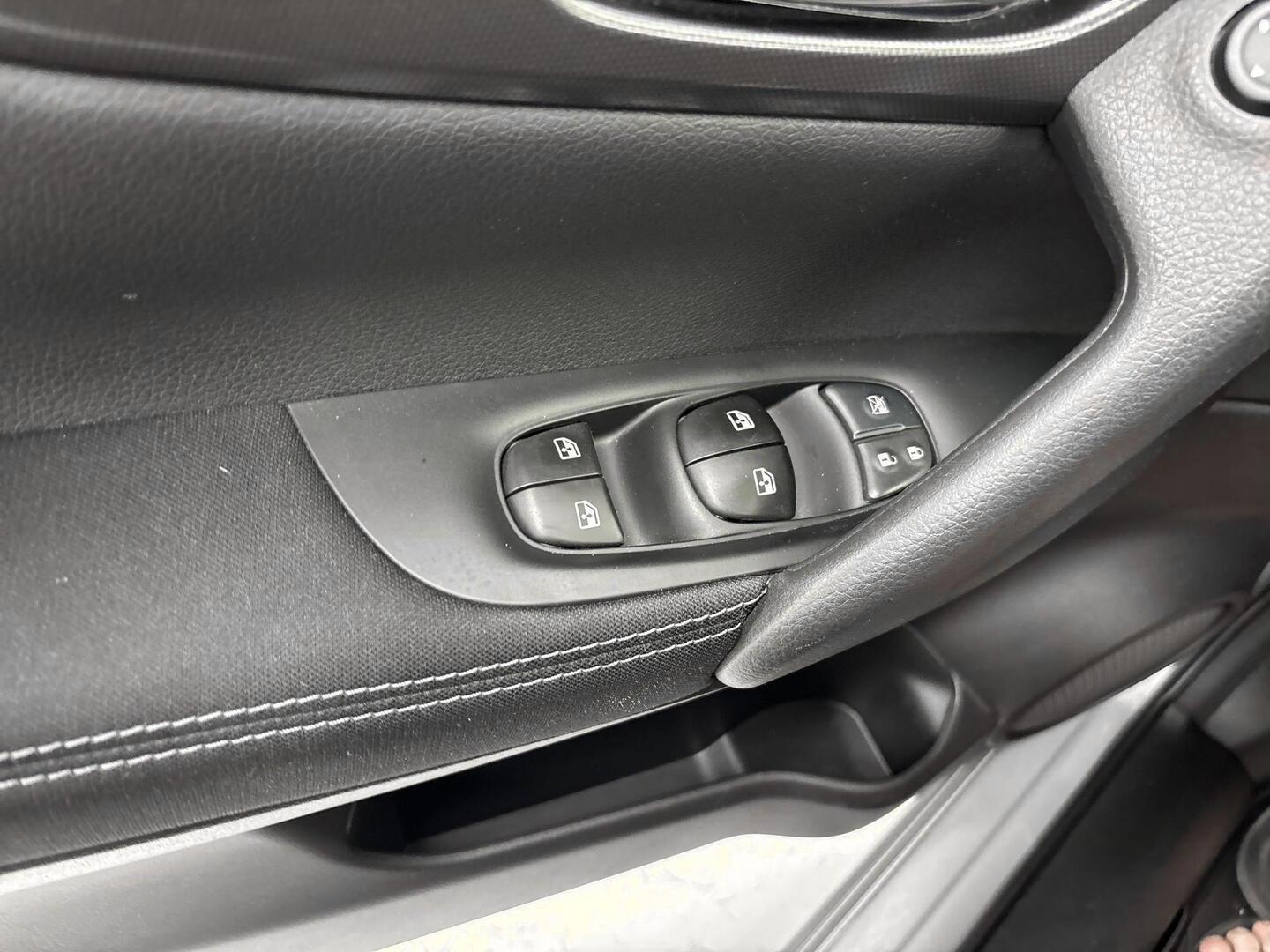 NISSAN Qashqai 2018