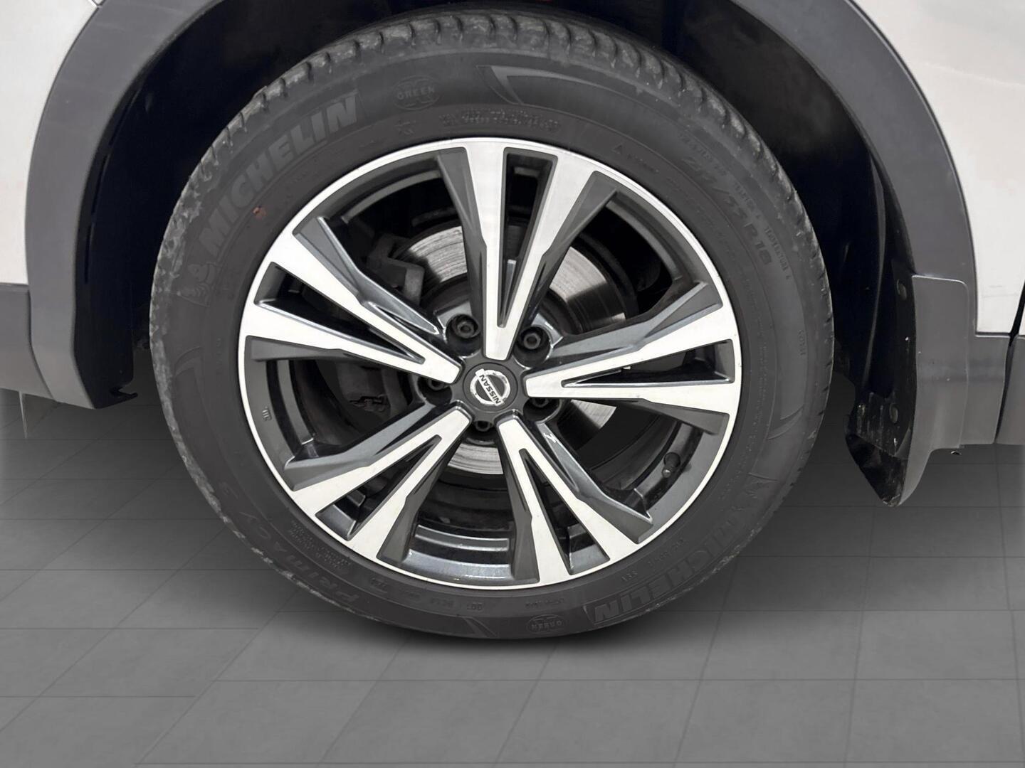 NISSAN Qashqai 2018