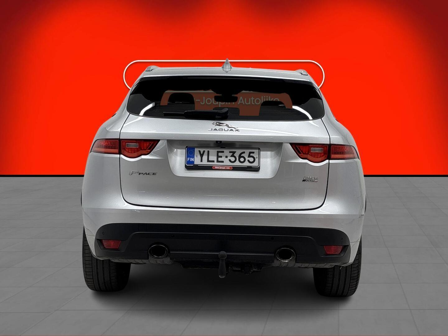 JAGUAR F-PACE 2019