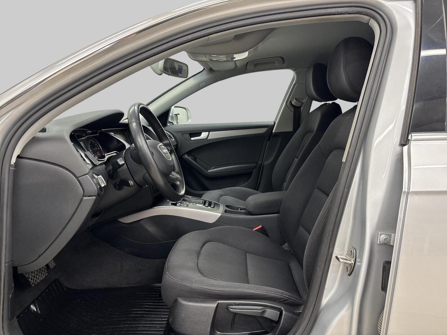 AUDI A4 2014