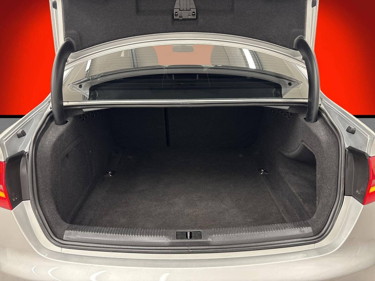 AUDI A4 2014