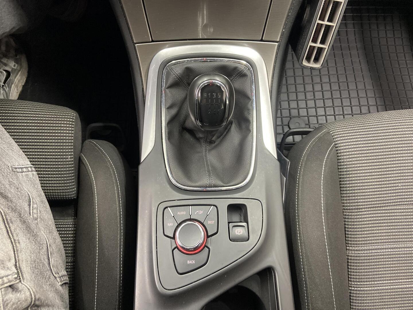 OPEL Insignia 2013