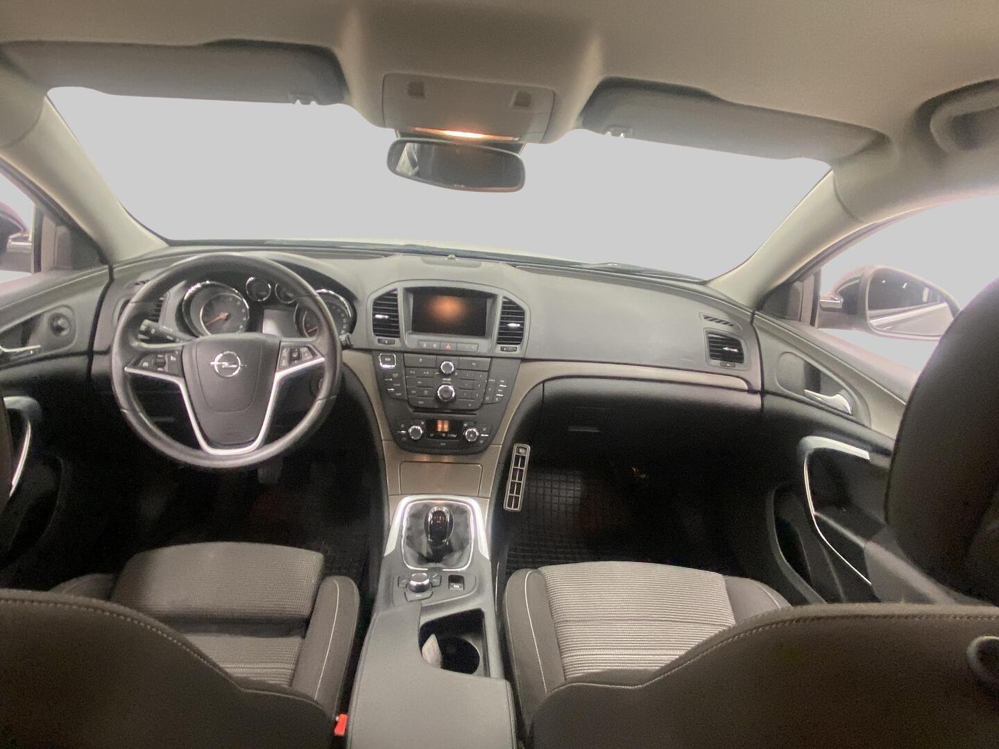 OPEL Insignia 2013
