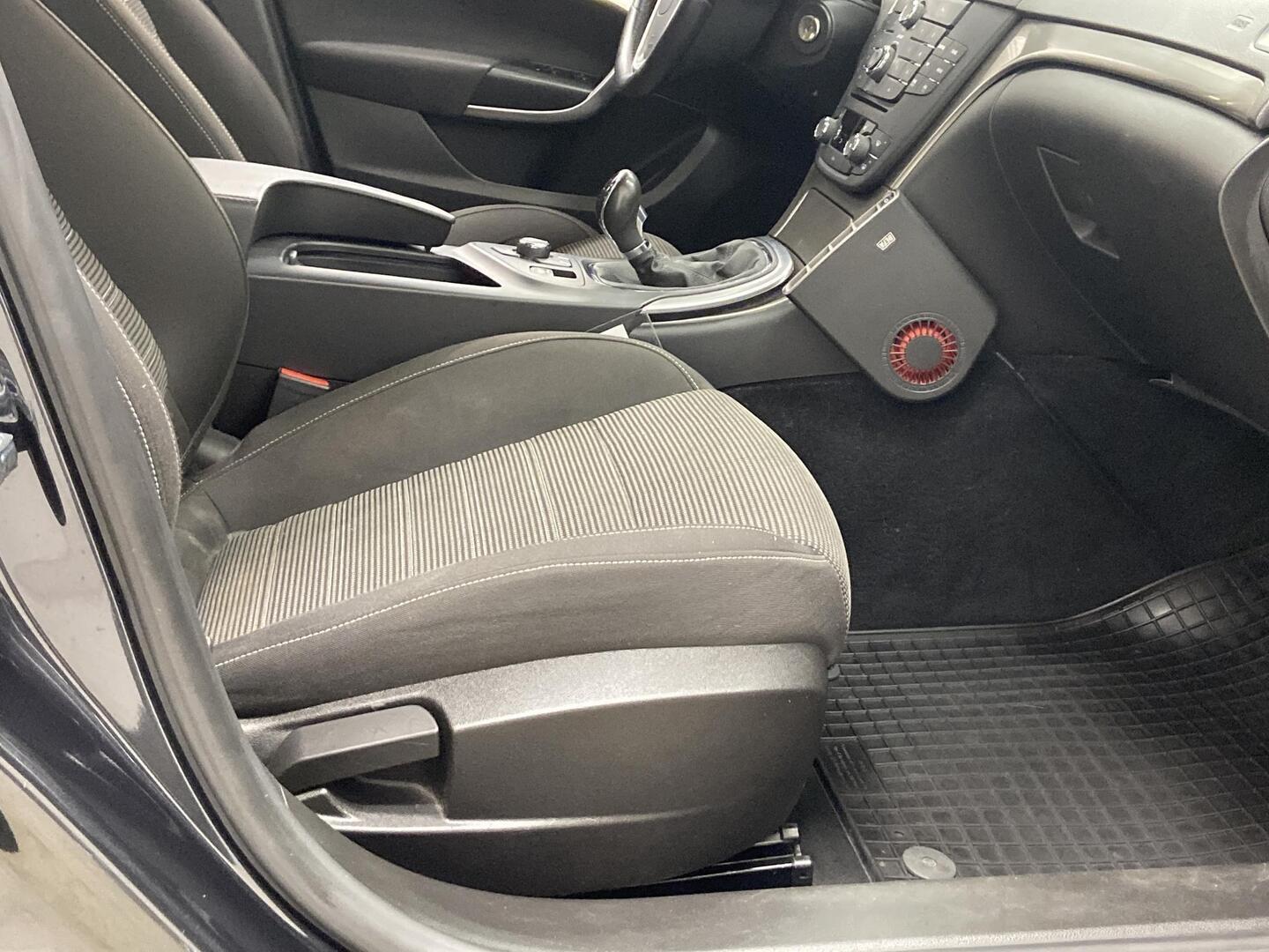 OPEL Insignia 2013
