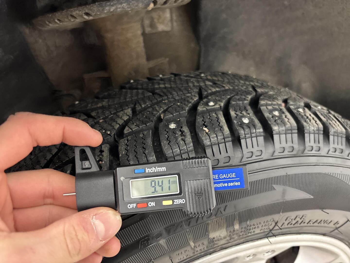 VOLKSWAGEN Transporter 2012