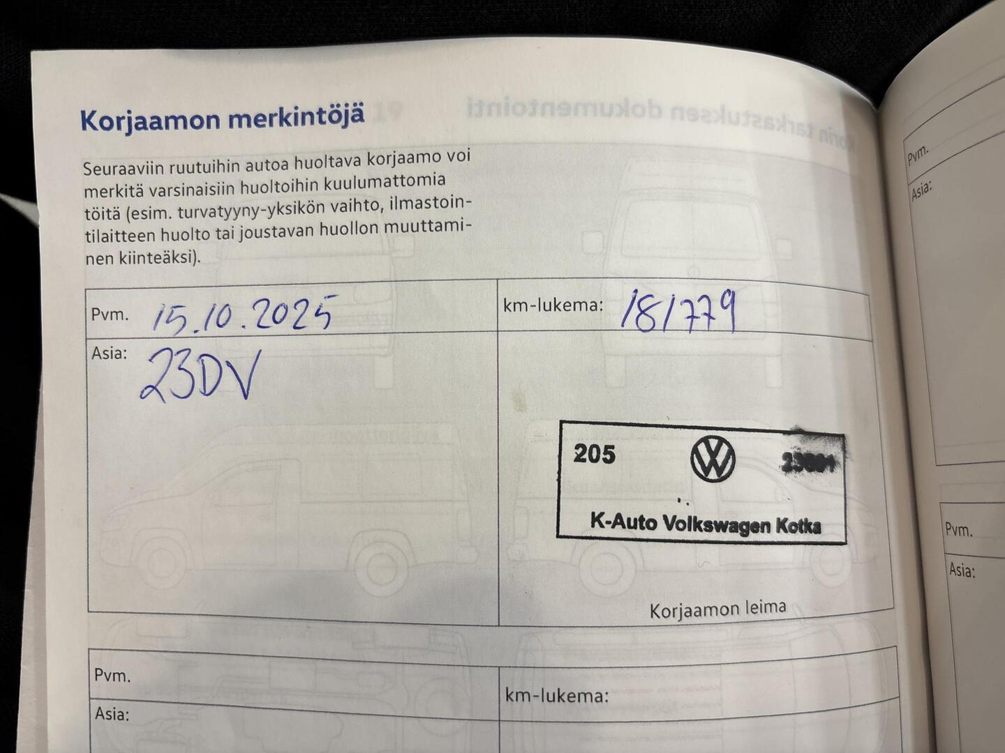 VOLKSWAGEN Transporter 2012