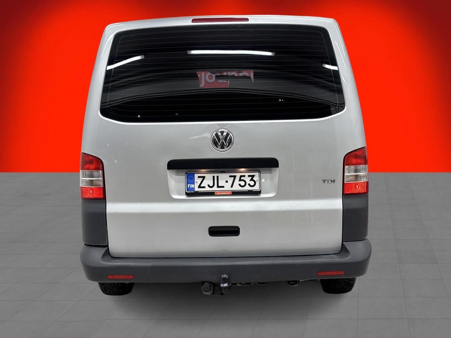 VOLKSWAGEN Transporter 2012