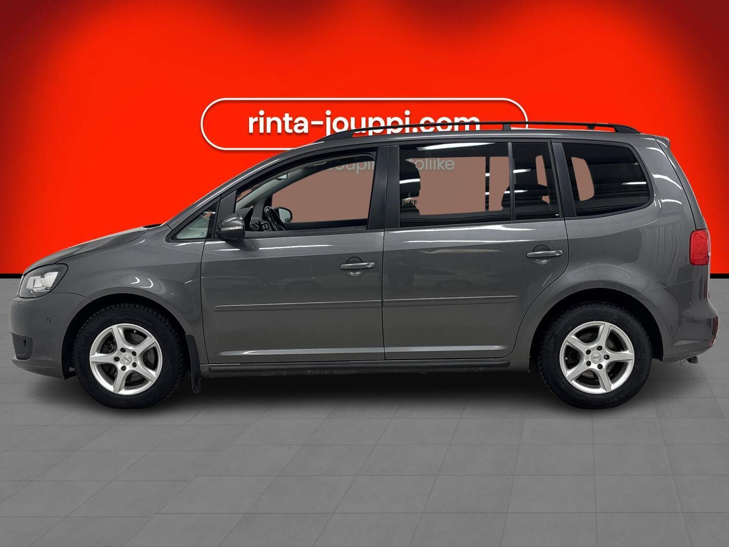 VOLKSWAGEN Touran 2014
