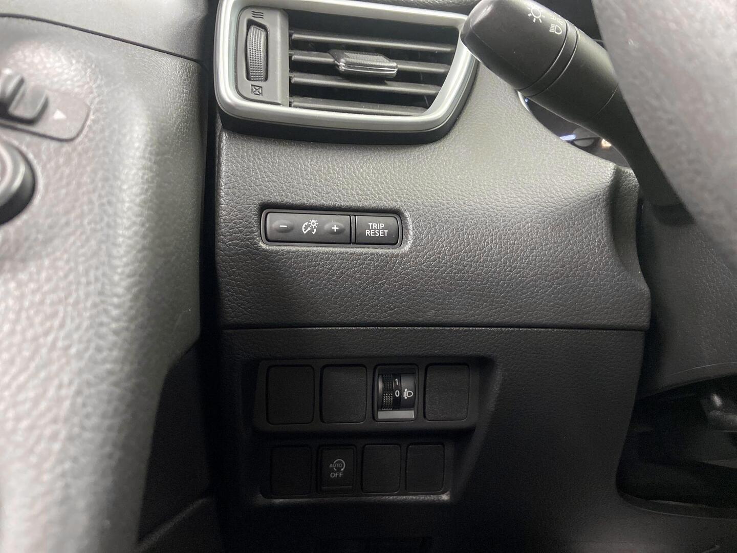 NISSAN Qashqai 2018
