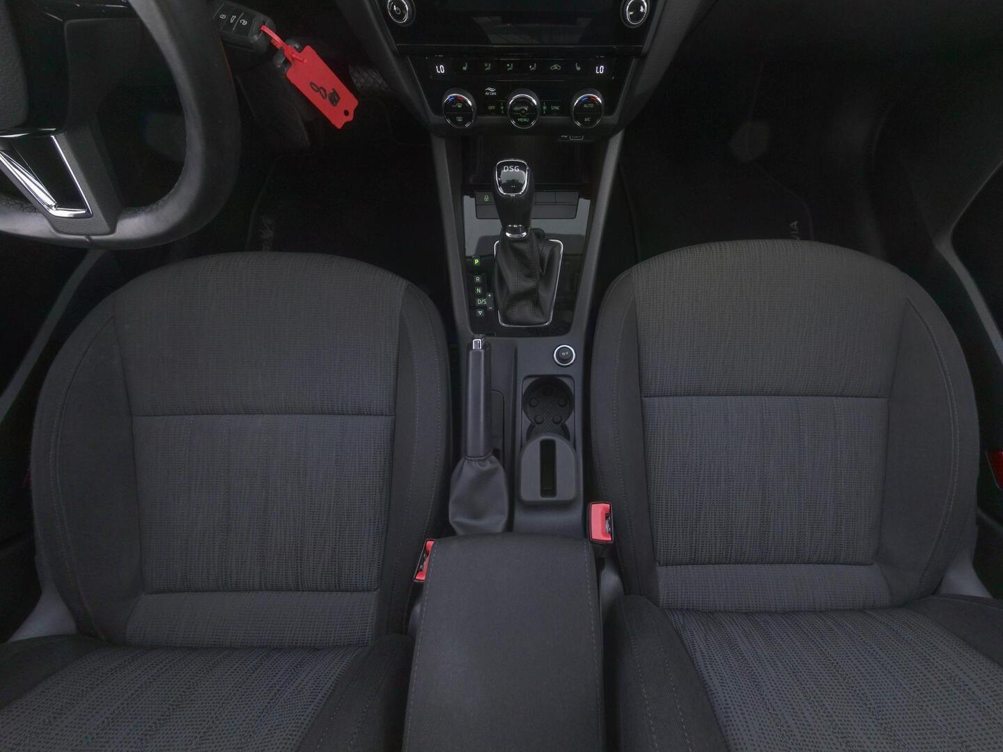 SKODA OCTAVIA 2019