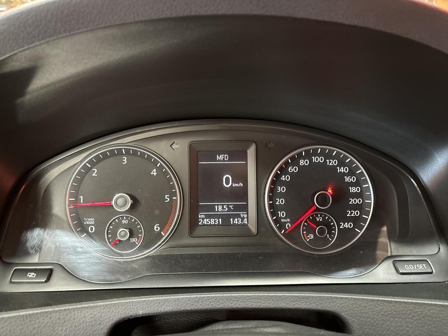 VOLKSWAGEN Transporter 2011