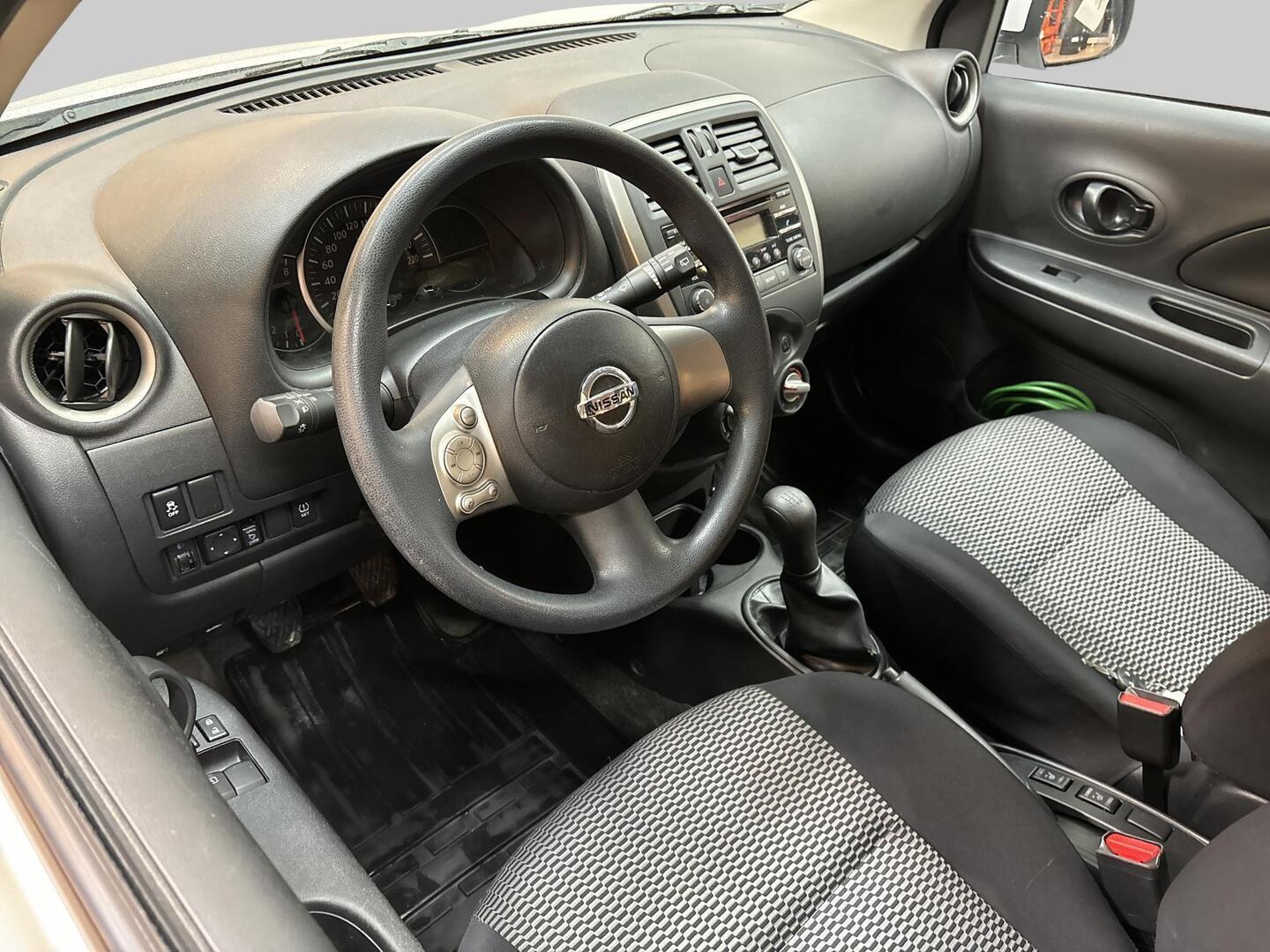 NISSAN Micra 2015