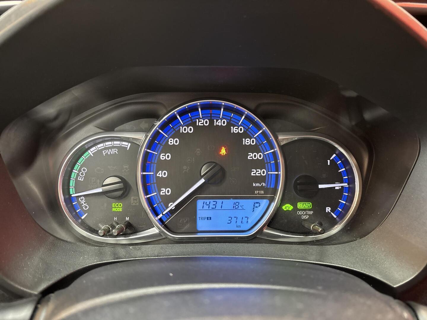 TOYOTA Yaris 2017