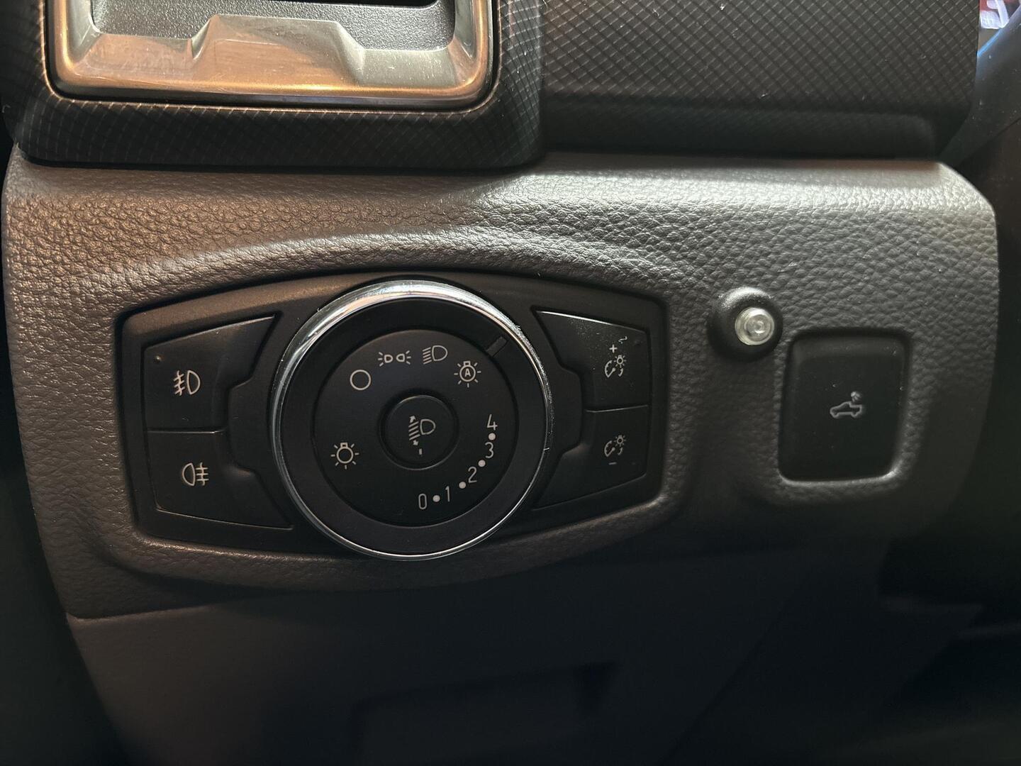 FORD RANGER 2018