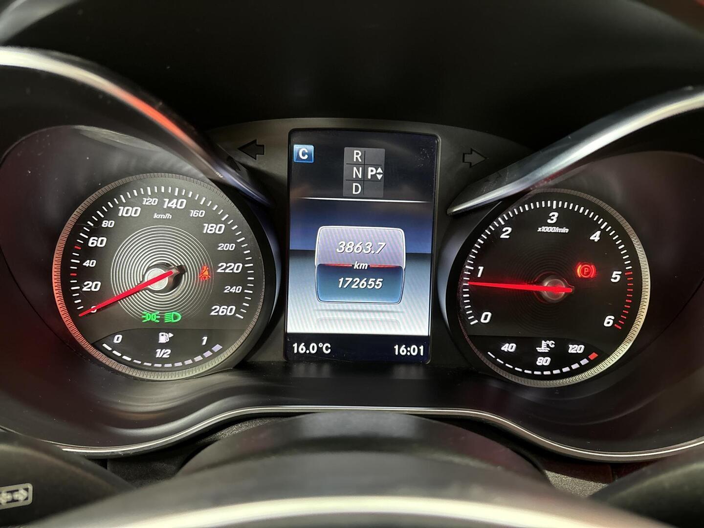 MERCEDES-BENZ C 2015