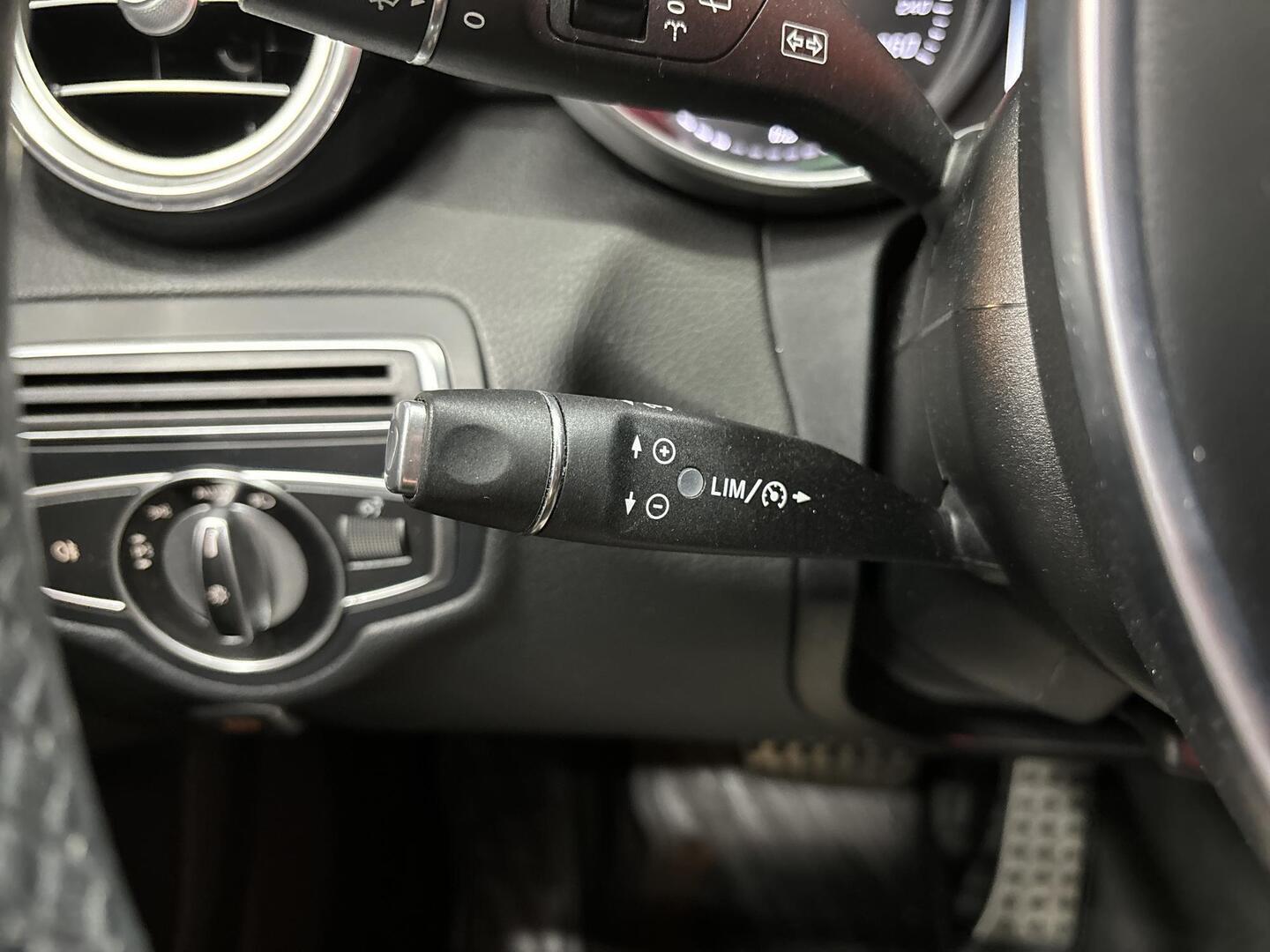 MERCEDES-BENZ C 2015